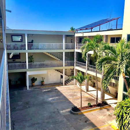 Hotel Del Camino Real El Grullo المظهر الخارجي الصورة