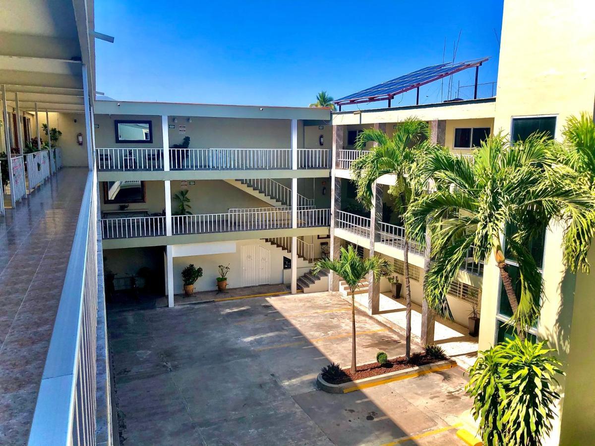 Hotel Del Camino Real El Grullo المظهر الخارجي الصورة